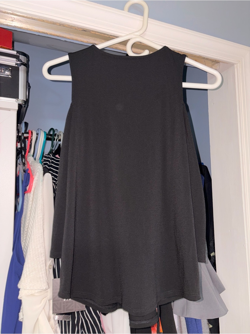*BRAND NEW* IZ Byer Extra Small Black Cold Shoulder Lace-Up Black Women's Top - Picture 11 of 15